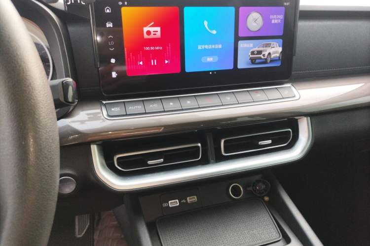 Used Great Wall Poer 2023 2.0T Commercial Version Automatic Diesel Two-Wheel Drive Elite Trim with Long Bed – GW4D20M
