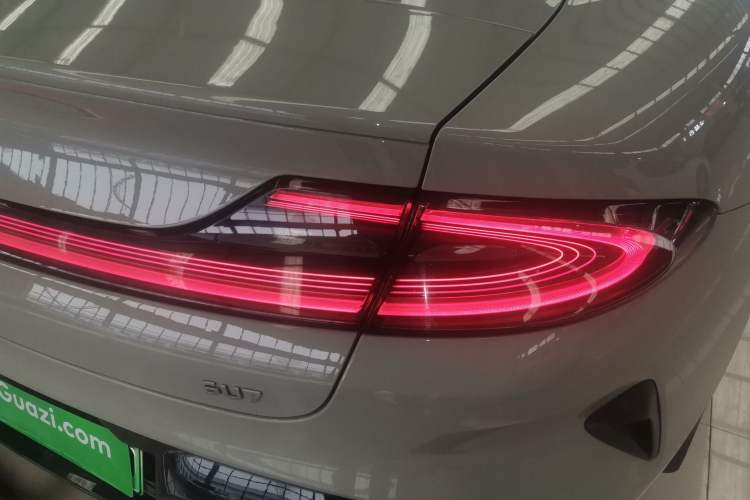 Used Xiaomi Auto SU7 2024 Rear-Drive Long-Range Intelligent Driving Version