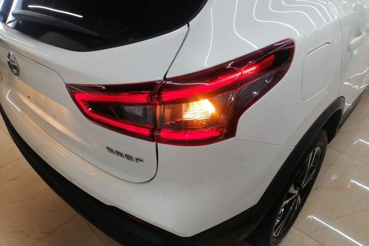 Used Nissan Qashqai 2021 2.0L CVT Luxury Edition Right Rear Taillight