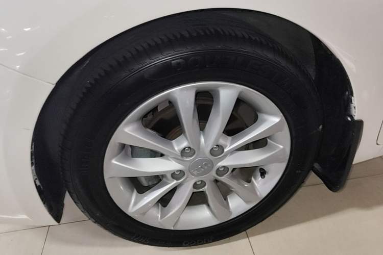 Used Kia K3 2016 1.6L Automatic GL

