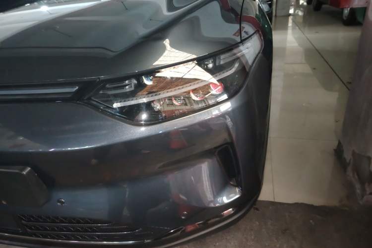 Used Leapmotor C11 2023 Pure Electric 580 All-Wheel-Drive Performance Edition Left Front Headlight