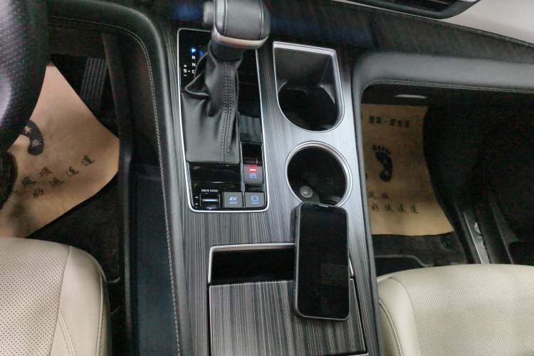 Used Toyota Sienna 2021 2.5L Hybrid Ultimate Edition