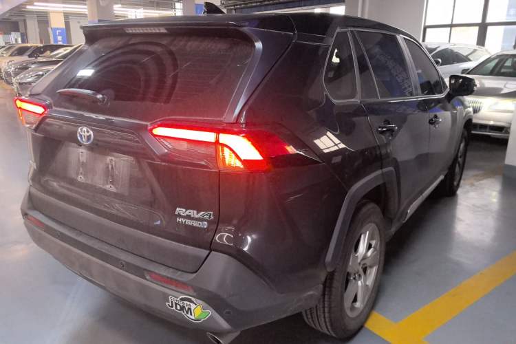 Used Toyota RAV4 2020 Dual-Engine 2.5L E-CVT Two-Wheel Drive Elite Edition