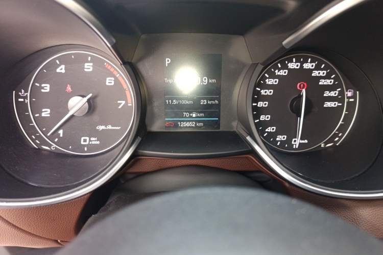 Used Alfa Romeo Stelvio 2017 2.0T 200HP Elite Edition