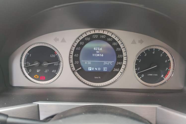 Used Mercedes-Benz GLK-Class 2011 GLK 300 4MATIC Luxury Model
