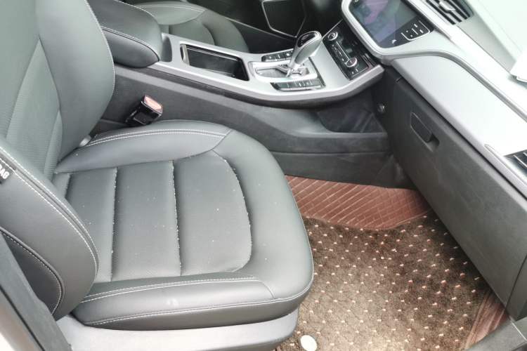 Used Geely Auto Emgrand GL 2018 1.8L DCT Elite Smart Connectivity Version Right Front Seat