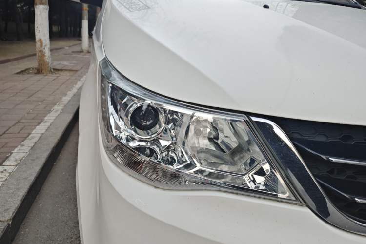 Used Baojun 730 2016 1.5L Manual Comfort Version 7 Seats China V Emission Standard