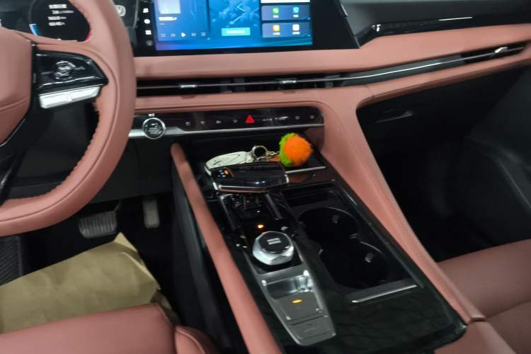 Used CHANGAN CS75 PLUS 2023 3rd Generation 1.5T Automatic Prestige Model
