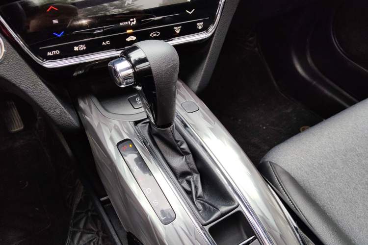 Used Honda XR-V 2021 220TURBO CVT Luxury Edition Gear Lever