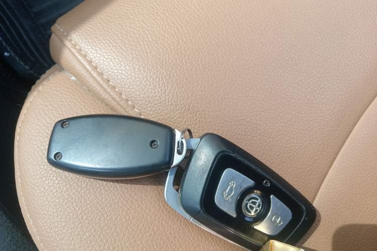 Used Brilliance V5 2016 1.5T Manual Two-Wheel Drive Smart Version Vehicle Key