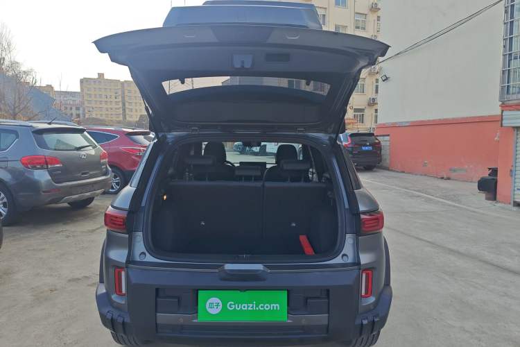 Used Geely Auto Cowboy 2025 1.5TD Trendy Play Edition Trunk