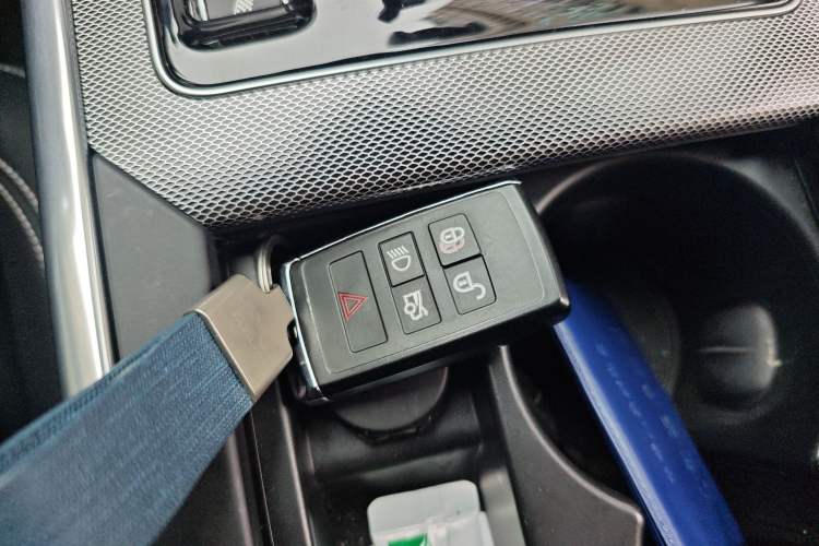 Used Jaguar XEL 2020 2.0T 200 PS R-DYNAMIC S Advanced Sport Edition
