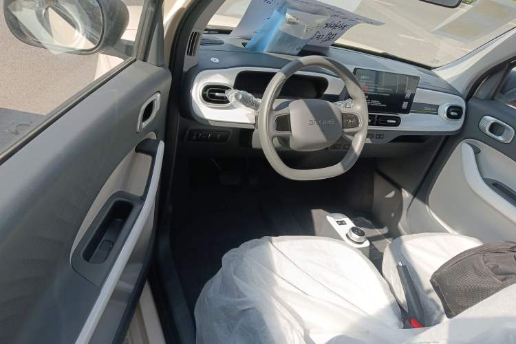 Used Geely Galaxy Panda 2025 210 km – Yuanqi Bear
