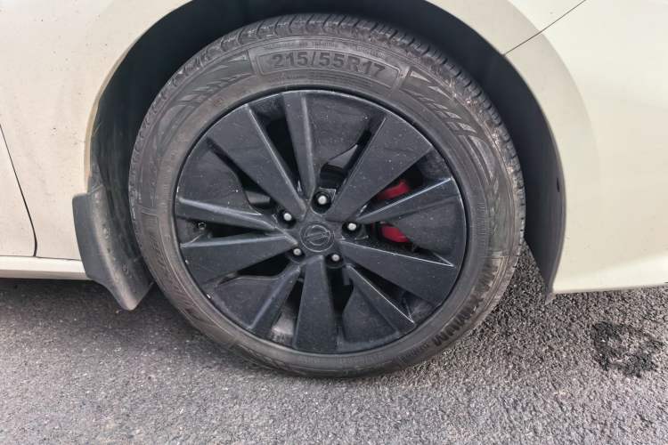 Used Nissan Teana 2020 2.0L XL Comfort Edition Right Front Wheel Hub