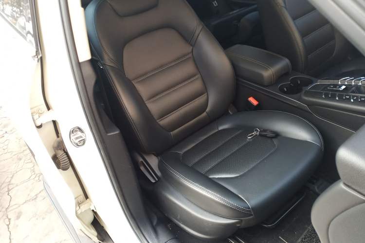 Used Zotye SR9 2017 2.0T Manual "Ultimate Light" Edition