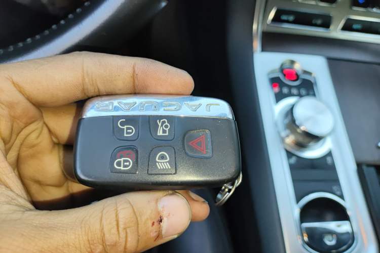 Used Jaguar XF 2015 XF 2.0T Sportbrake Luxury Edition
