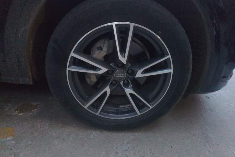 Used Audi Q5L 2020 Updated 40 TFSI Prestige Fashion Edition