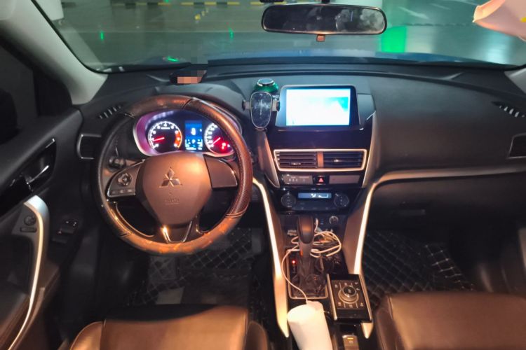 Used Mitsubishi Eclipse Cross 2019 1.5T CVT Two-Wheel Drive Dream Edition China VI Standard
