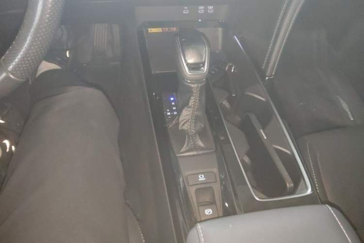 Used Toyota Camry 2024 2.0G Prestige Edition
