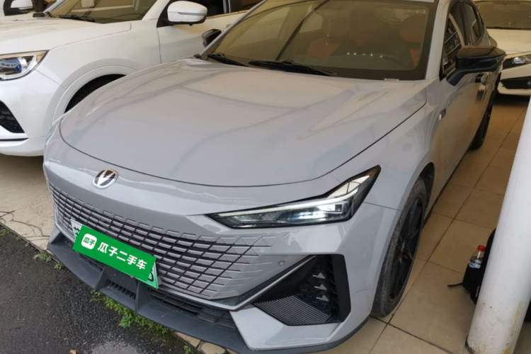 Used CHANGAN UNI-V iDD 2023 Zhidian iDD 1.5T 113km Smart & Fun Version (Rapid Edition)