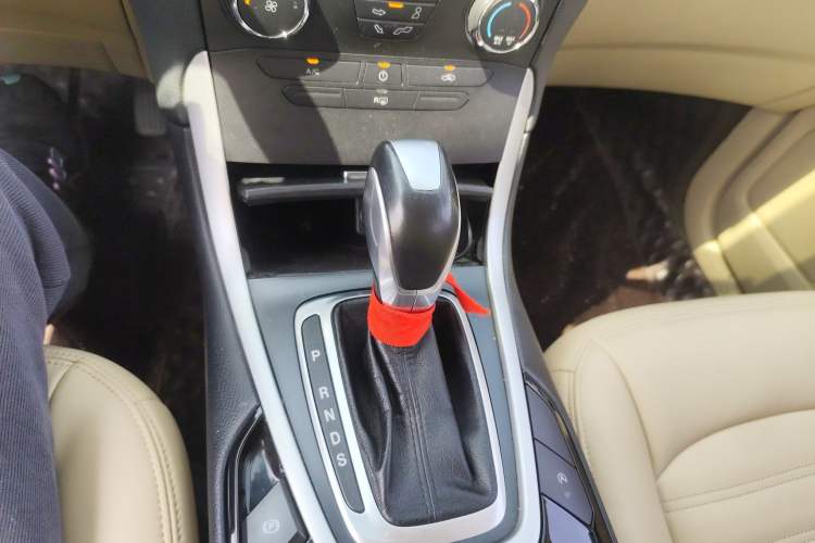 Used Ford Edge 2016 EcoBoost 245 Two-Wheel-Drive Titanium 5-Seater