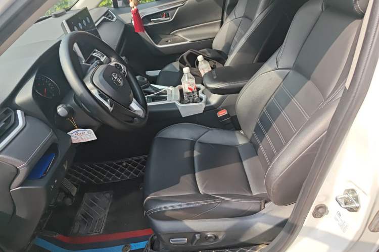 Used Toyota Wildlander 2020 2.0L CVT Two-Wheel Drive Luxury Edition