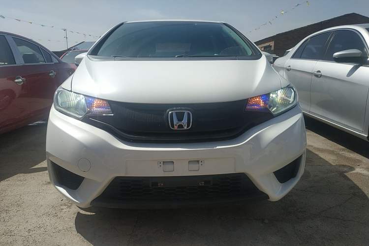 Used Honda Fit 2016 1.5L LXS CVT Comfort Sunroof Version