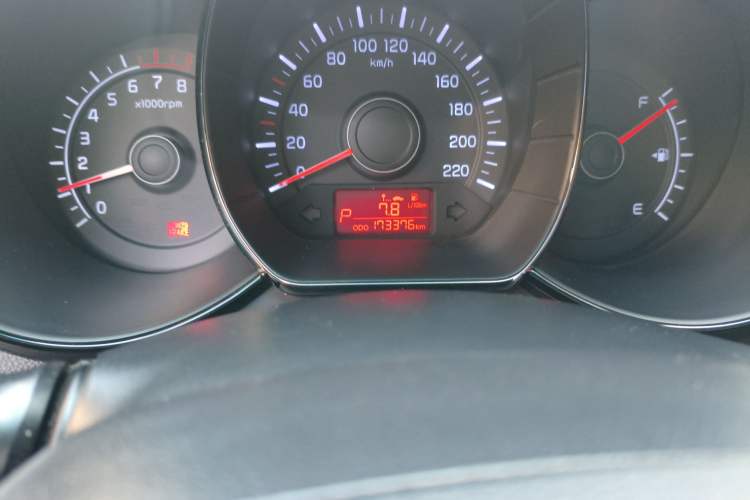 Used Kia K2 2011 Sedan 1.4L Automatic GLS
