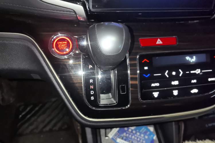 Used Honda Odyssey 2018 2.4L Luxury Edition
