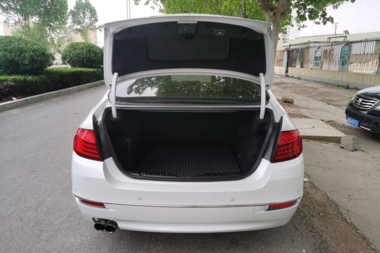 Used BMW 5 Series 2017 525Li Luxury Design Package
