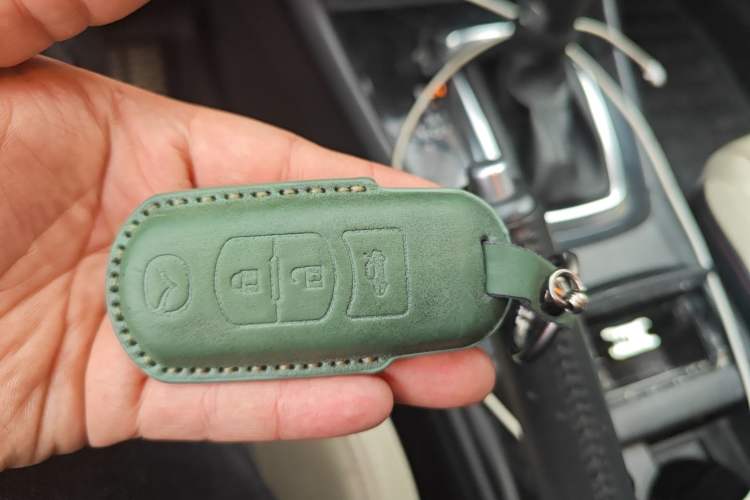 Used Mazda Atenza 2014 2.0L Blue Sky Luxury Edition
