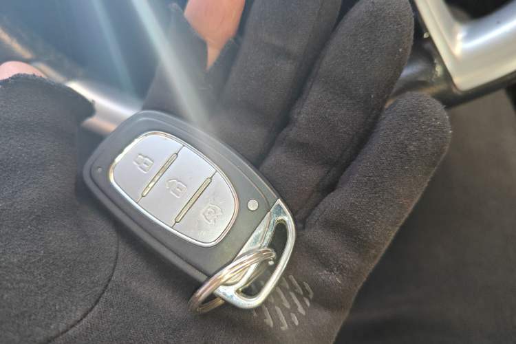 Used HYOSOW S5 2017 1.3T Manual Prestige Edition
