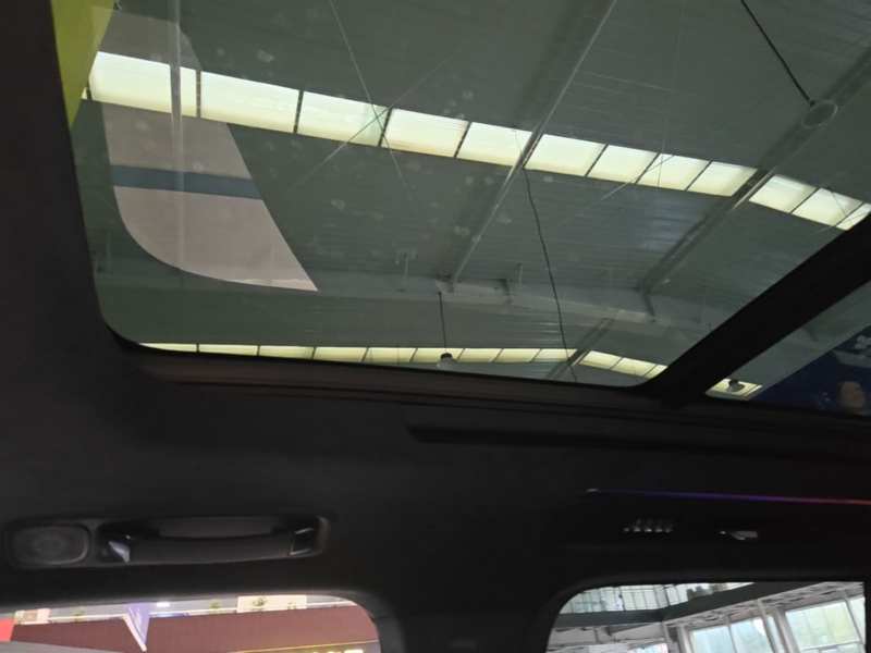 Used Zeekr 9X 2025 Ultra Edition 70kWh — 17