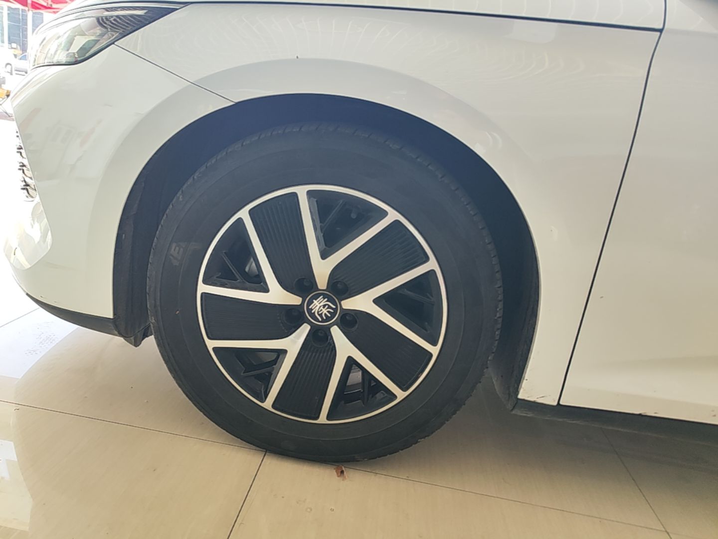 BYD Qin L 2024 DM-i 80KM Beyond Model — снимка 10