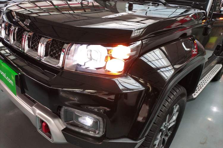 Used BAIC Off-Road BJ40 2023 2.0T Automatic Four-Wheel Drive Urban Hunter Edition Chivalrous Type
