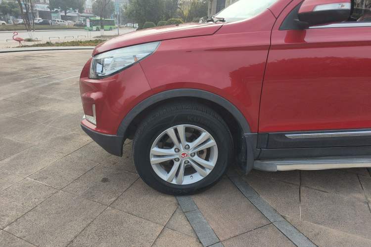 Used HYOSOW S3 2014 1.5L Luxury Version China IV Emission Standard
