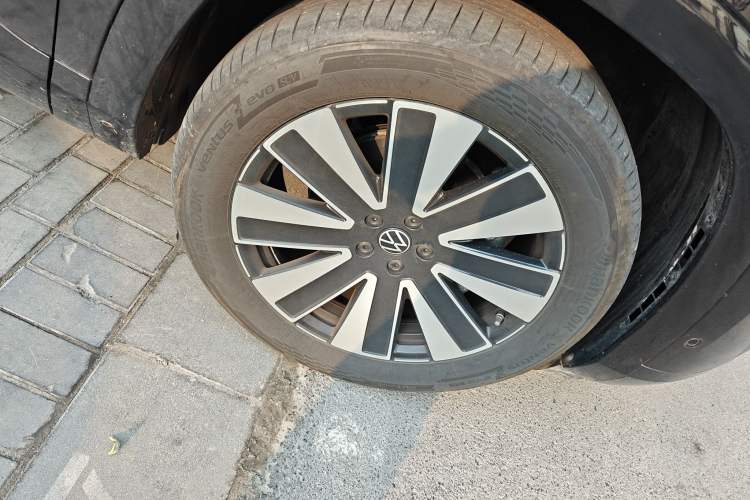 Used Volkswagen Teramont 2025 Tiguan Pro 450TSI 4Motion Crosswind Edition