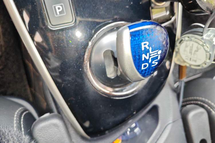 Used Toyota Levin 2016 Dual-Engine 1.8H V E-CVT Luxury Edition