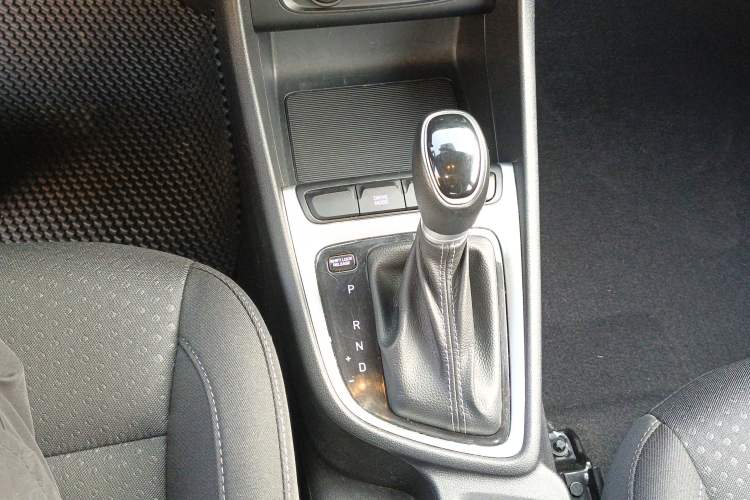 Used Hyundai Celesta 2018 1.6L Automatic GL Enjoyment Edition China VI compliant