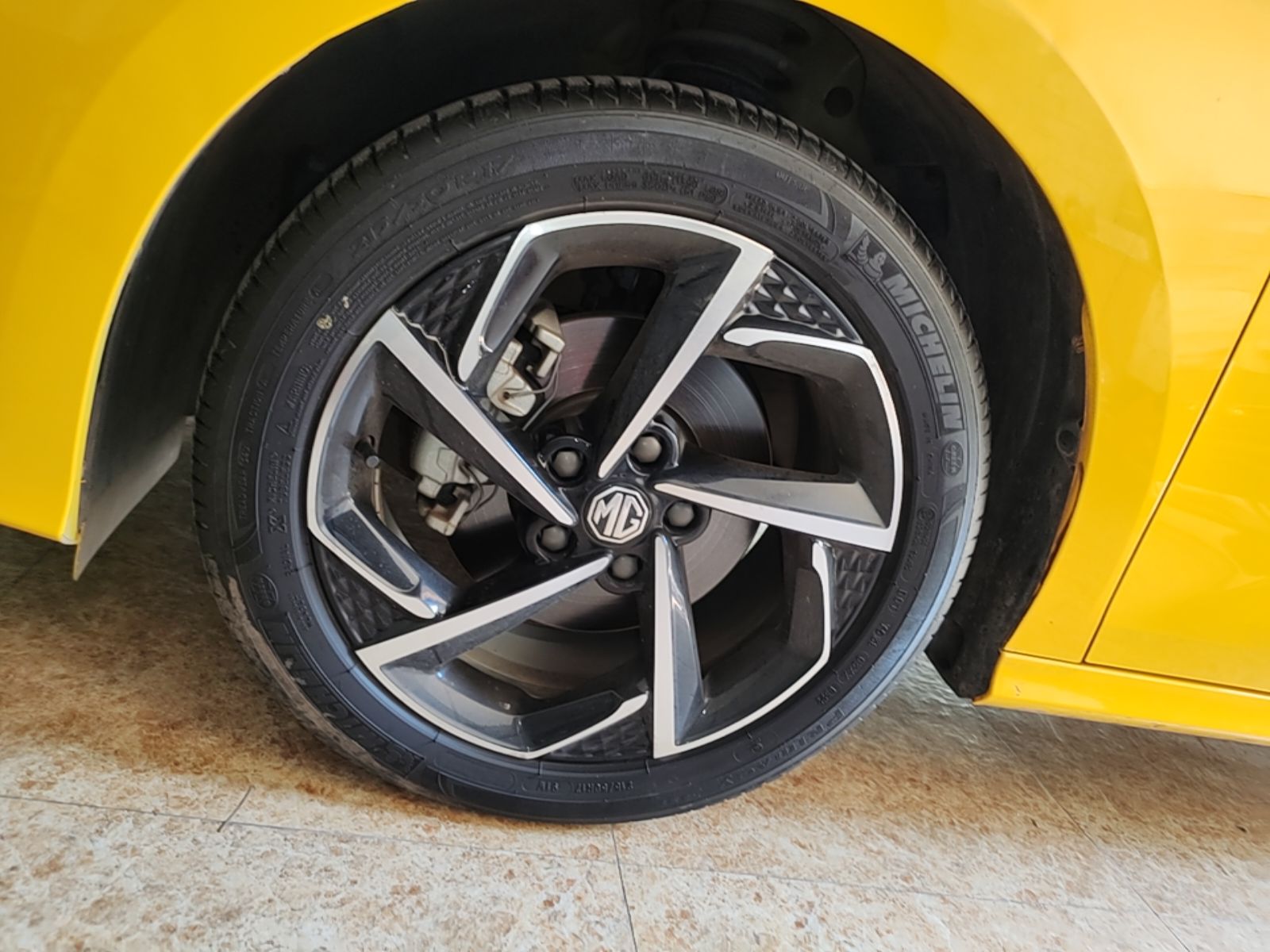 MG 5 2021 Revised 300TGI DCT Qingshè Luxurious Enjoyment Edition — снимка 10