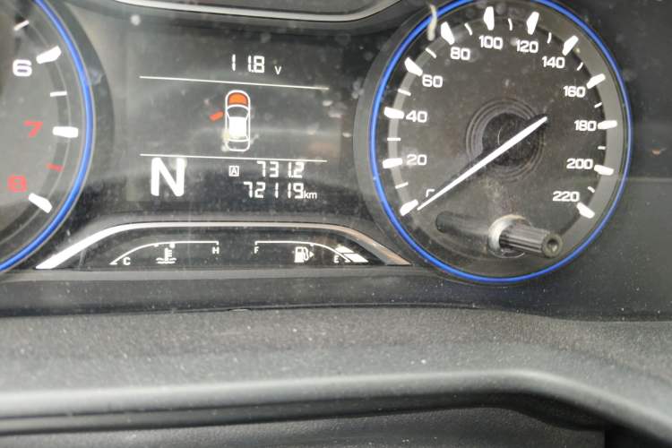 Used GAC Trumpchi GS3 2017 150N Automatic Elite Edition Odometer Close Up