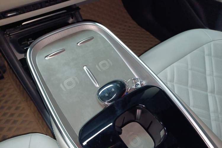 Used CHANGAN NEVO A07 2024 All-Electric "True Fragrance" Edition 710 Flagship Model Vehicle Key