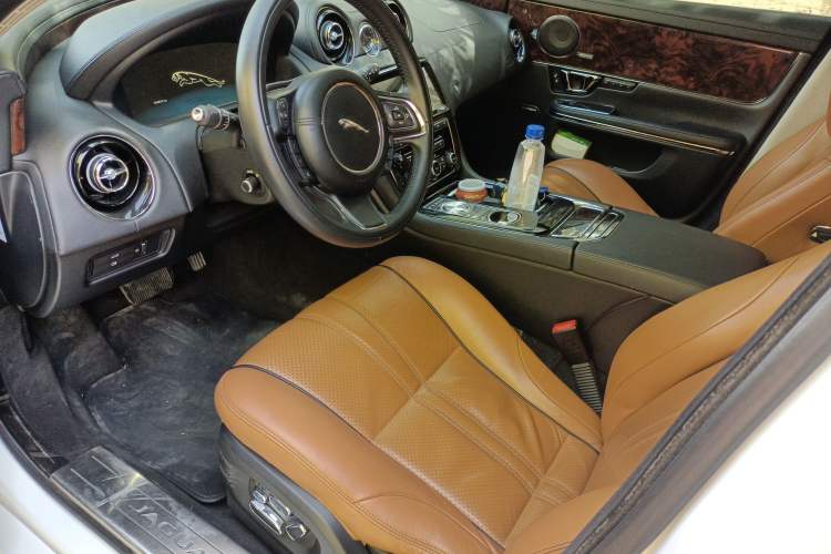 Used Jaguar XJ 2015 XJL 3.0 SC Four-Wheel Drive Luxury Business Edition Left Front Seat