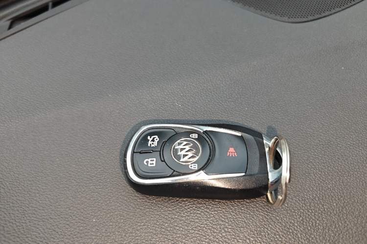 Used Buick Regal 2019 20T Elite Version China VI Standard Vehicle Key