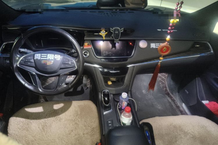 Used Cadillac XT5 2018 28E Four-Wheel Drive Tech Version