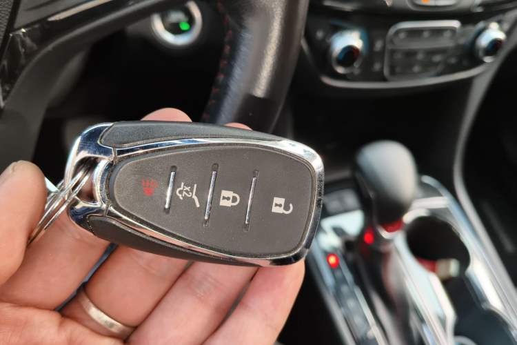 Used Chevrolet Equinox 2021 550T RS Four-Wheel Drive Intelligent Guardian Edition Vehicle Key