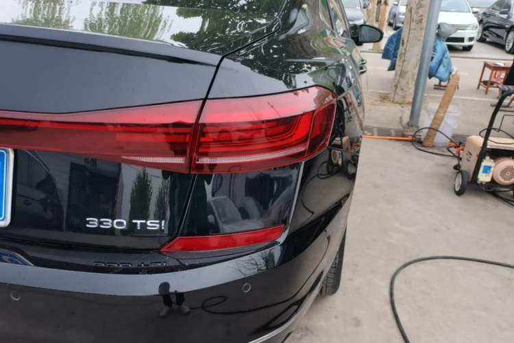 Used Volkswagen Passat 2022 330TSI Starry Luxury Edition Right Rear Taillight