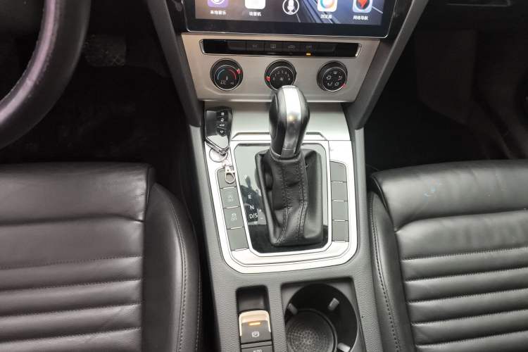 Used Volkswagen Magotan 2018 280TSI DSG Comfort Model