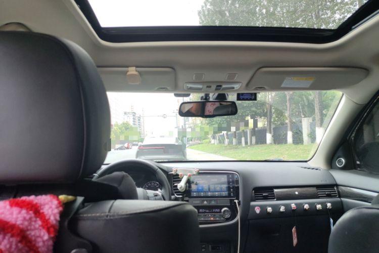 Used Mitsubishi Outlander 2020 2.4L 4x4 Zhi Xiang Edition 5 Seats