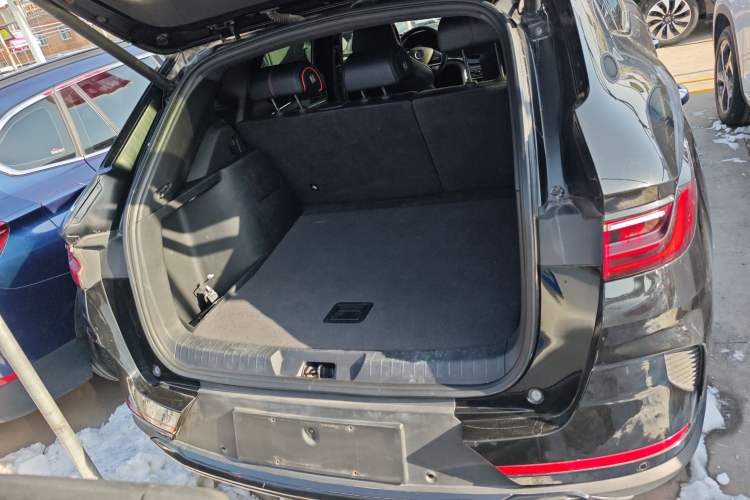 Used BYD Song PLUS New Energy 2021 DM-i 100KM Four-Wheel Drive Flagship PLUS
